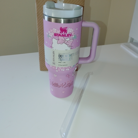 Stanley Pink Hello Kitty Quencher Tumbler - Picture 2 of 5